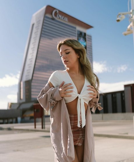 Lauren Brooks ポルノ女優 画像