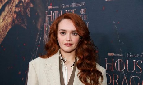 Olivia Cooke スターセックス ギャラリー