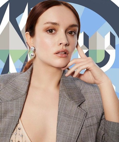 Olivia Cooke 最高のポルノスター 画像