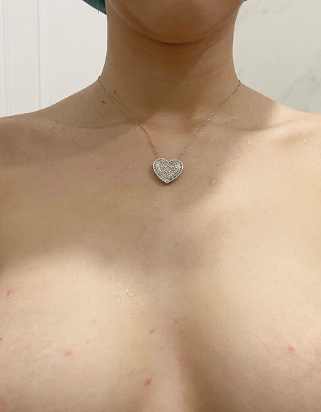 金髪の顔射オンリーファンズ 美しい 写真