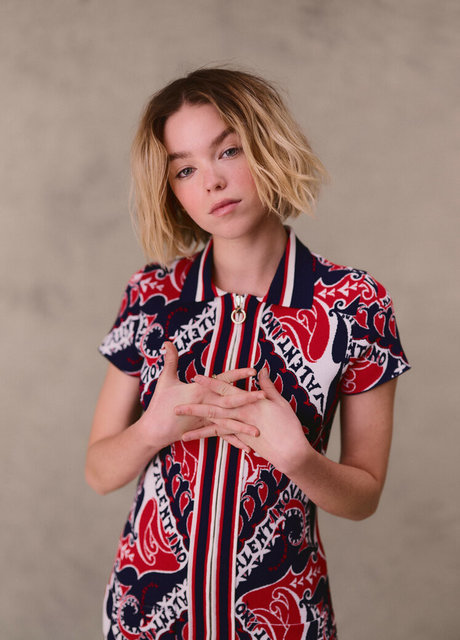 Milly Alcock HDスター 画像