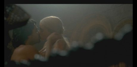 小さなおっぱいオンリーファンズ 無料エロ 画像