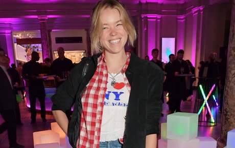 Milly Alcock エロティックモデル アーカイブ