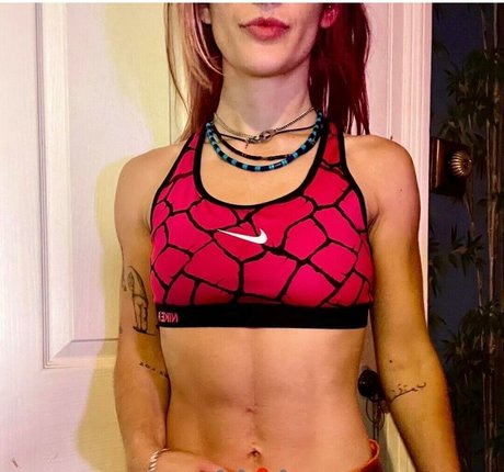 Miss Manganese ASMR 完璧なモデル 画像