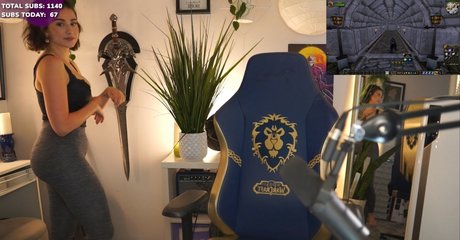 カッククイーンオンリーファンズ 美しい裸 写真