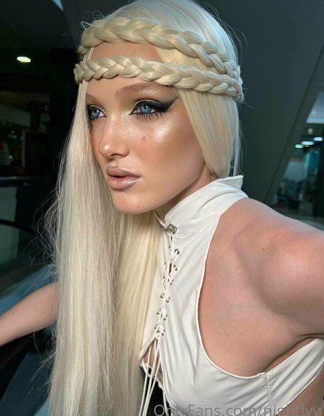 プッシー尻オンリーファンズ ポルノグラフィック 写真