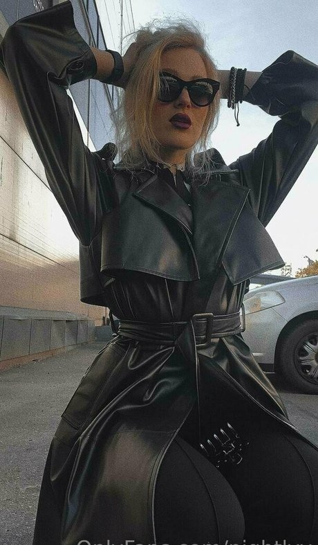 ニューハーフオンリーファン ホットポルノ 画像