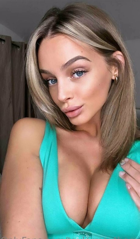 taylormaythompson エロティックなスター 画像