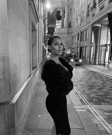 hot dakota 無料女優 画像