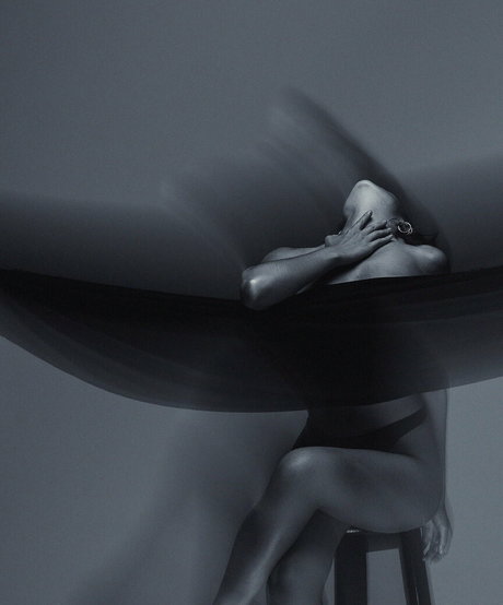 大きなお尻の黒人オンリーファンズ エロチック 写真