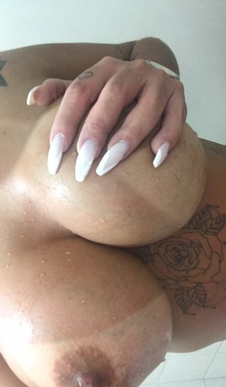 Juju Ferrari ポルノスター 可愛い 写真