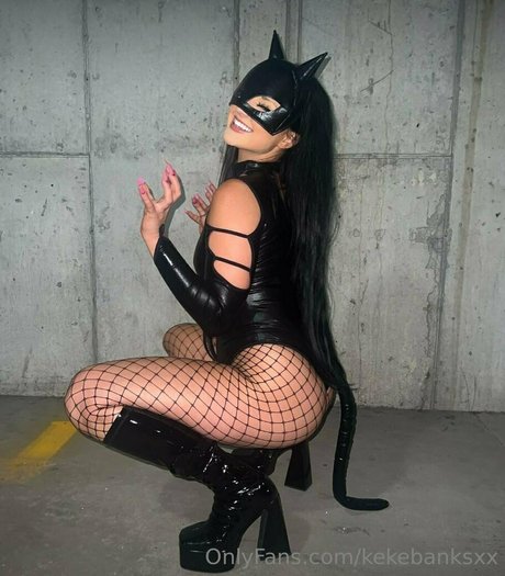 小さなおっぱいオンリーファンズ ホットヌード ギャラリー