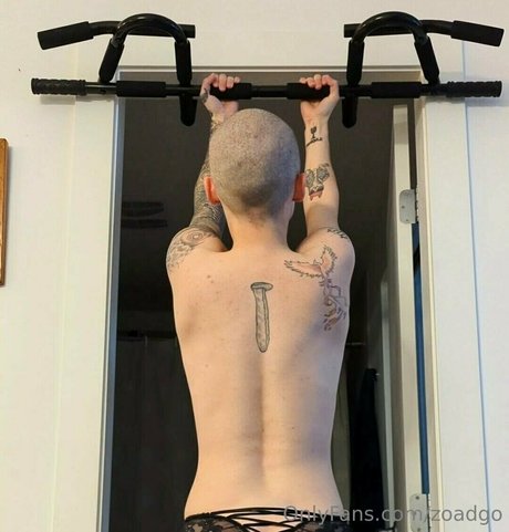 zoadgo エロティックなモデル 画像