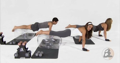 パイズリ オンリーファンズ ホット裸 画像