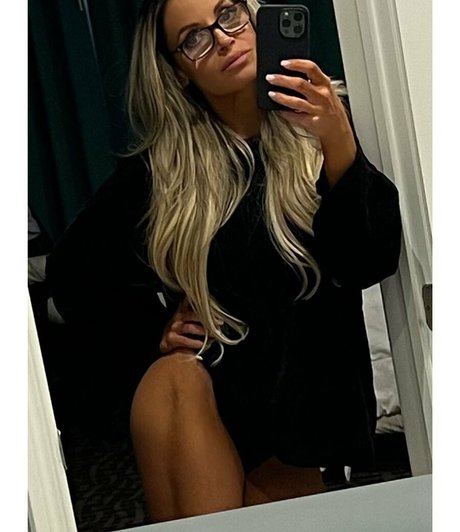 ミラーセルフィーオンリーファンズ 無料xxx アーカイブ