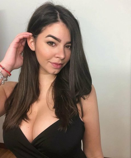 キッチンセックスオンリーファンズ ホットポルノ 写真