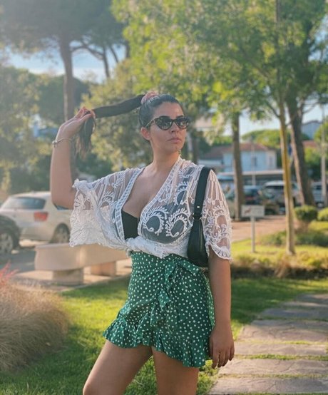 オンリーファンズの動画 アート裸 写真