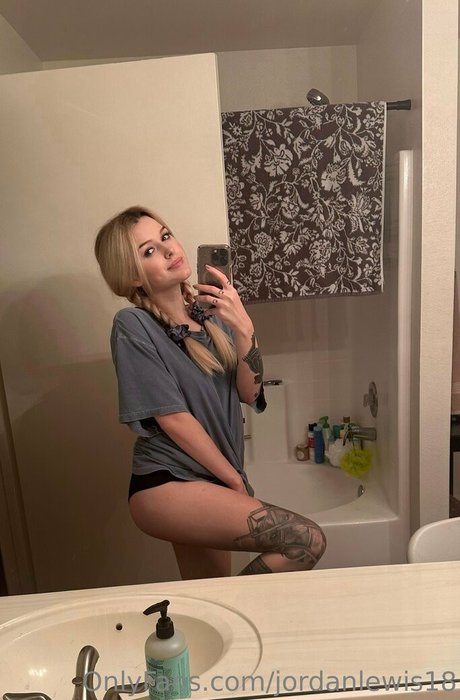 ビキニプリンセスオンリーファンズ アート裸 アーカイブ