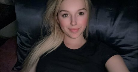 赤毛の痩せたオンリーファンズ セクシーxxx 写真