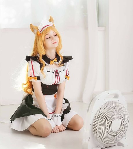 金髪の小人オンリーファンズ HD ギャラリー