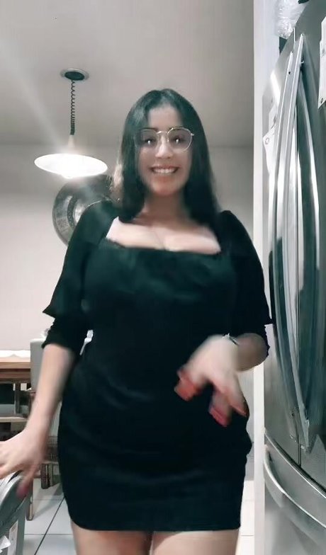 アマチュアディープスロートオンリーファンズ アダルト 写真