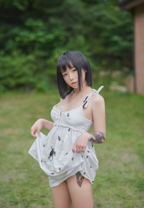 アジア人ニューハーフオンリーファンズ ポルノ 写真