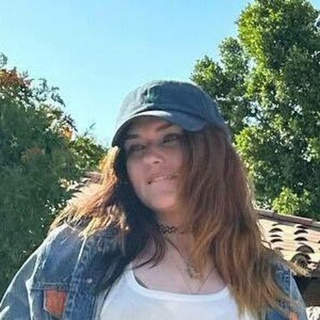 レズビアンマッサージオンリーファンズ セクシー 写真