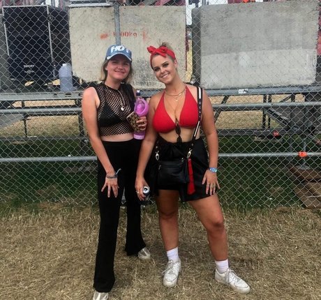 Jasmine Ramage 完璧な女優 画像