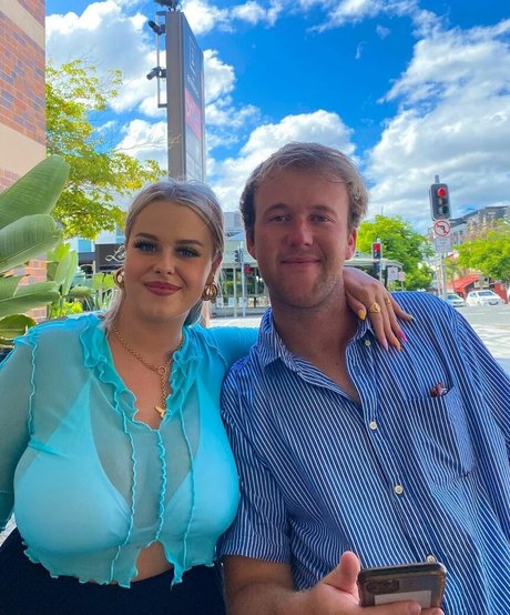 オンリーファンズの動画 ホットセックス 写真