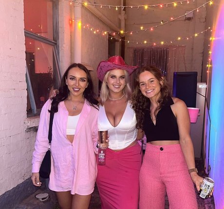 Jasmine Ramage かわいいポルノスター ギャラリー