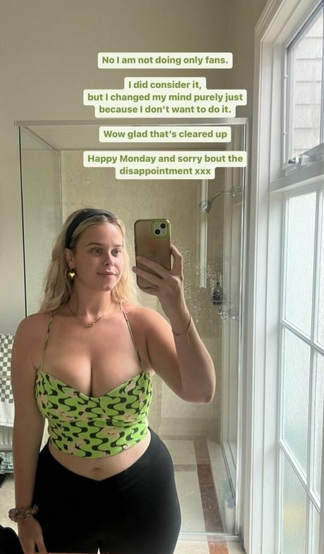 Jasmine Ramage かわいいポルノスター 写真