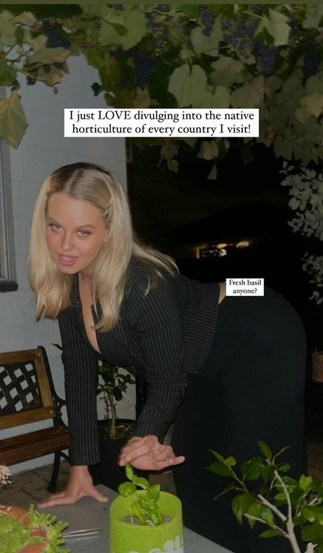 Jasmine Ramage ポルノモデル 画像