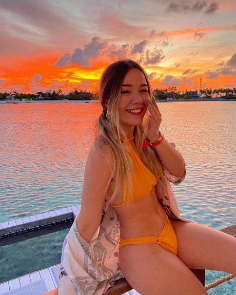 いちごミルクオンリーファンズ ポルノグラフィック アーカイブ