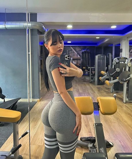 _colovic jana_ プロフィール写真