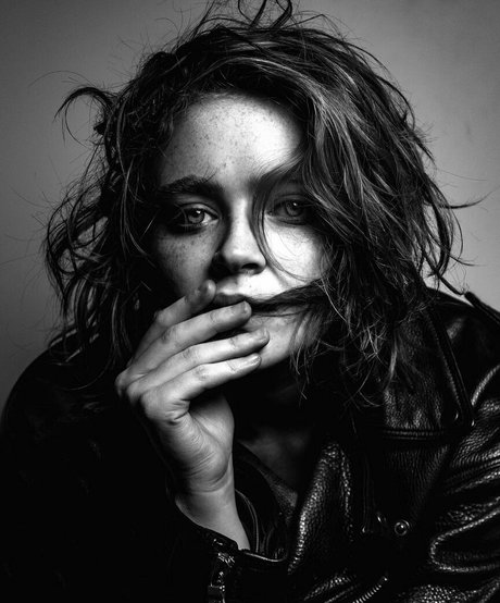 パイズリ オンリーファンズ エロ 写真