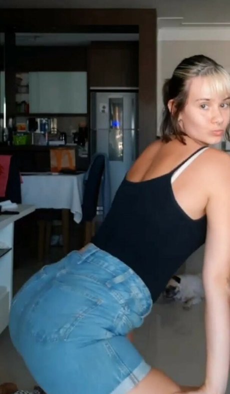 Julia K Barni モデル ギャラリー