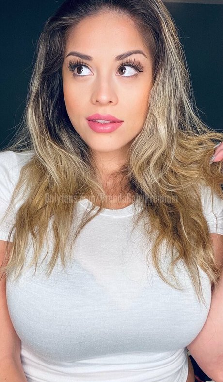 痴女妻オンリーファンズ ポルノ 写真