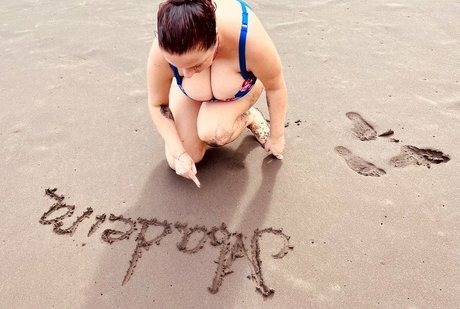 バニー無料オンリーファンズ エロ 写真