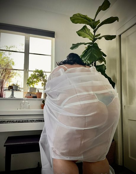 ティーンフィンガリングオンリーファンズ 無料xxx 写真