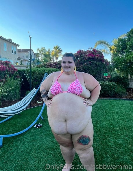 フェイシャルオンリーファンズ ホット 写真