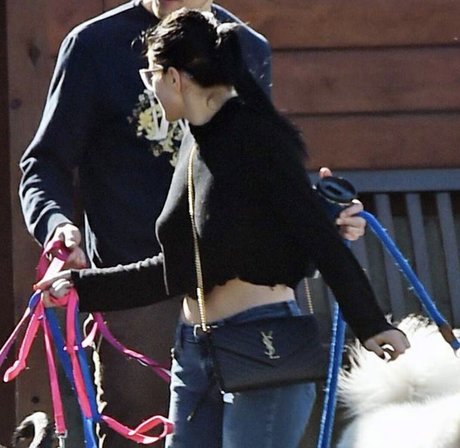 ヌード妻オンリーファンズ セクシーヌード 写真