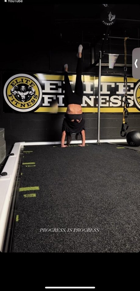 Leah Shutkever ポルノスター 画像