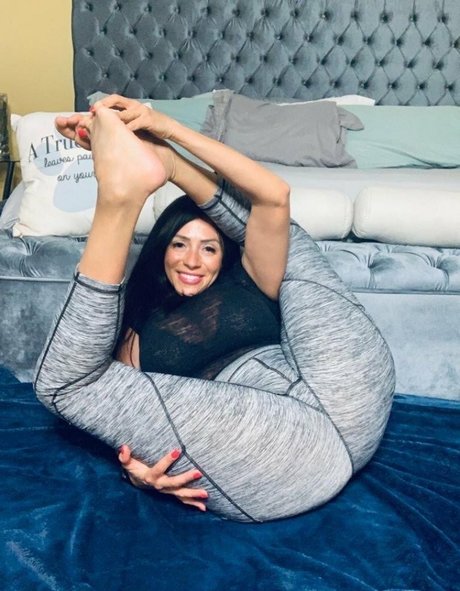 ジムガールズオンリーファンズ セクシー 画像