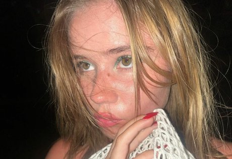 Lexee Smith ホットモデル 写真