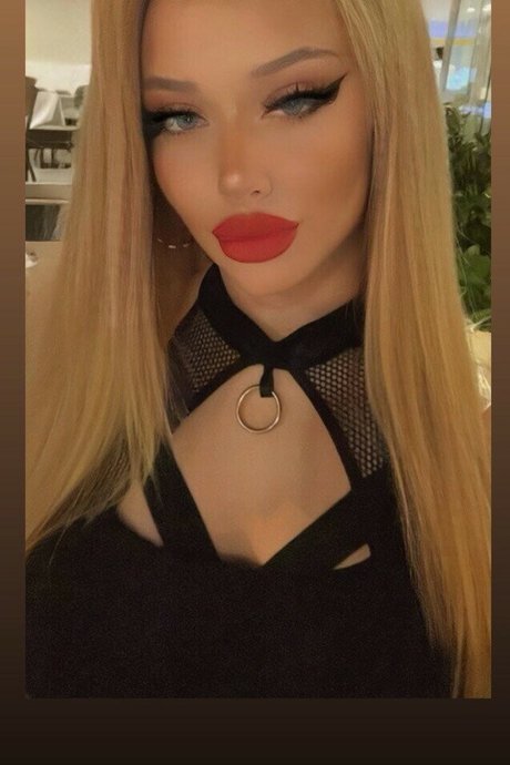 熟女の足オンリーファンズ アダルト 画像