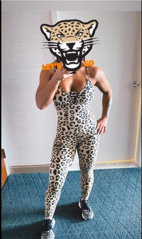 WWE Xia Li ホット女優 写真