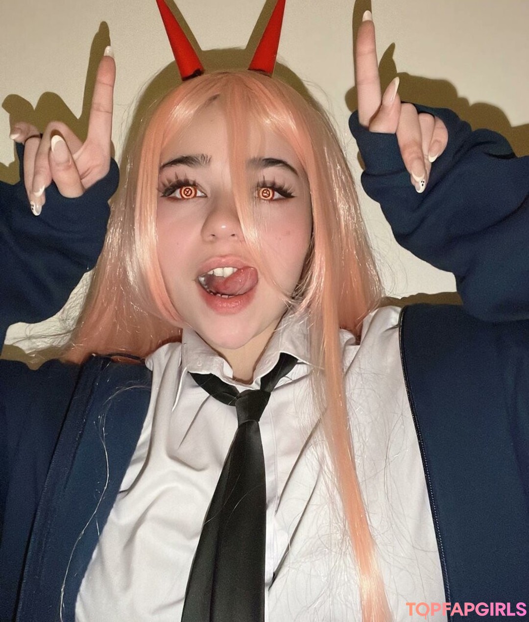 アナルファックオンリーファンズ 無料エロ 写真