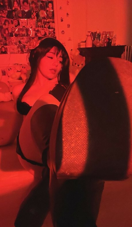 教室オンリーファン えろ 写真