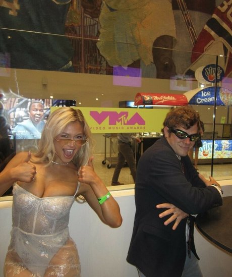 Audrey Trullinger ポルノスター 素敵 画像