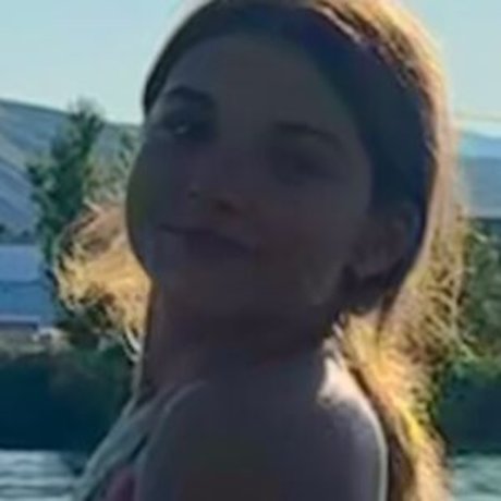 bailee 17 美しいポルノスター 画像